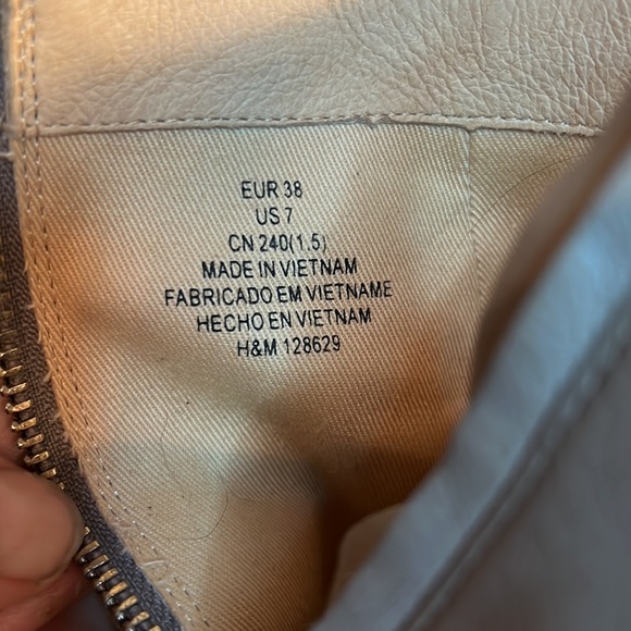 H & M GRAY LEATHER ANKLE BOOTS - Picture 6 of 8